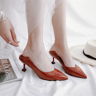 dress sandals manufacturer