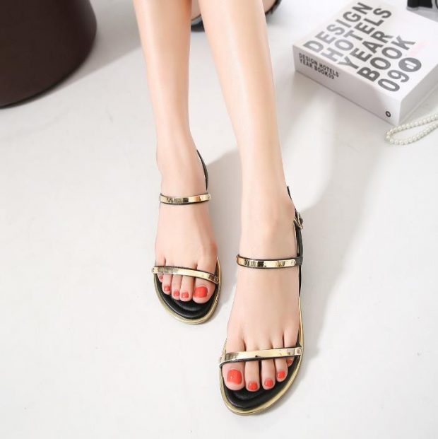 flat sandals
