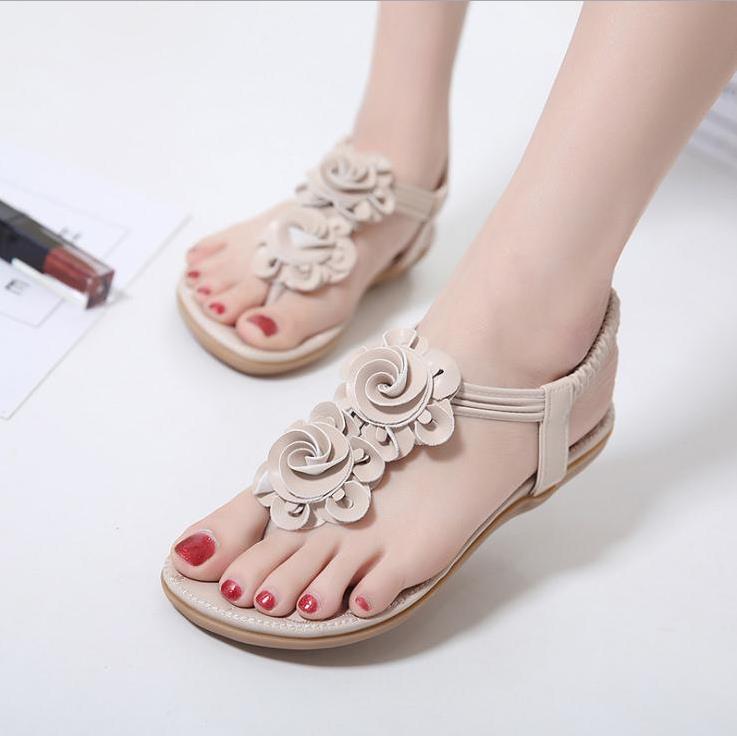 women flat sandals