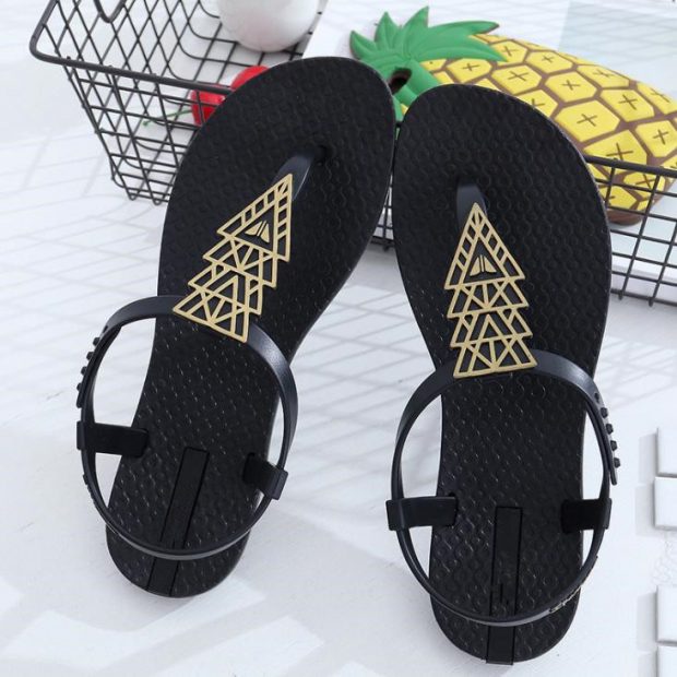 flat sandals