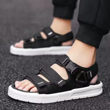 Trendy Outdoor Summer Men Sandals for Students