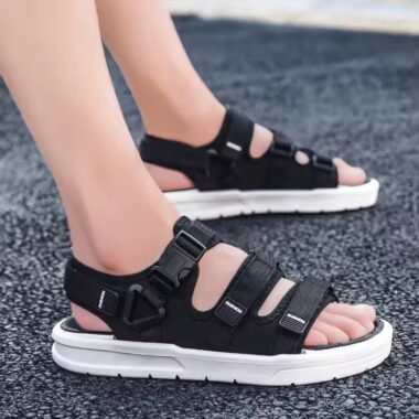 Trendy Outdoor Summer Men Sandals for Students