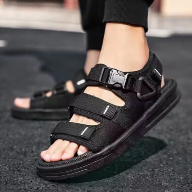 Trendy Outdoor Summer Men Sandals for Students