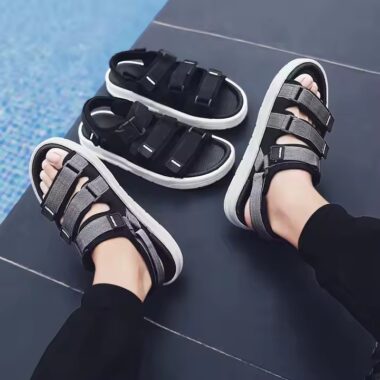 Trendy Outdoor Summer Men Sandals for Students