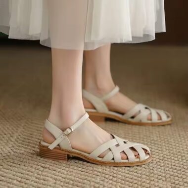 Summer flat hollow women sandals – lightweight, breathable, and ideal for casual wear.