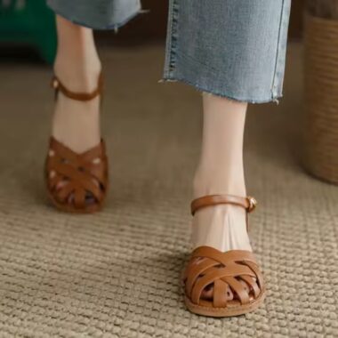 Summer flat hollow women sandals – lightweight, breathable, and ideal for casual wear.