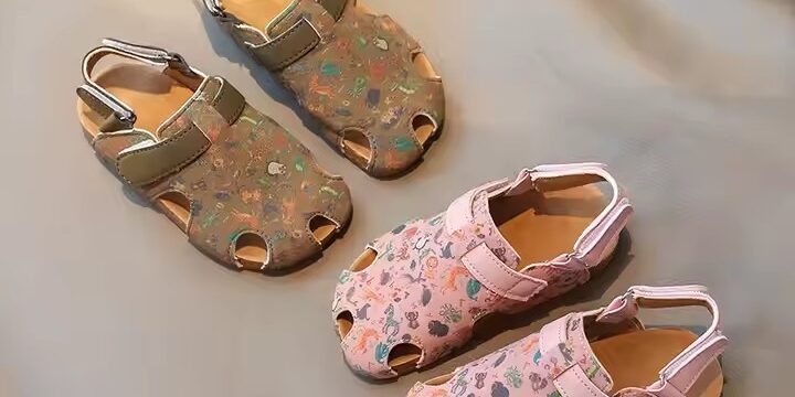 Trendy breathable summer sandals for girls in vibrant colors and non-slip sole.