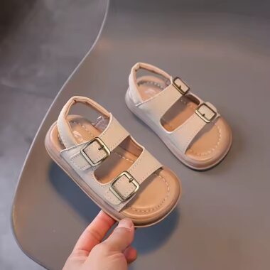 Trendy unisex kids sandals for boys and girls – breathable, non-slip summer style.
