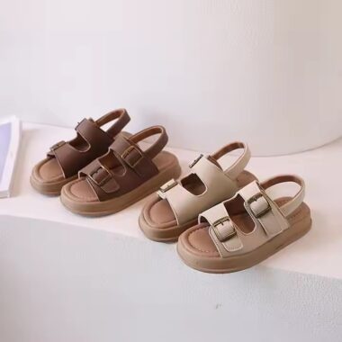 Trendy unisex kids sandals for boys and girls – breathable, non-slip summer style.