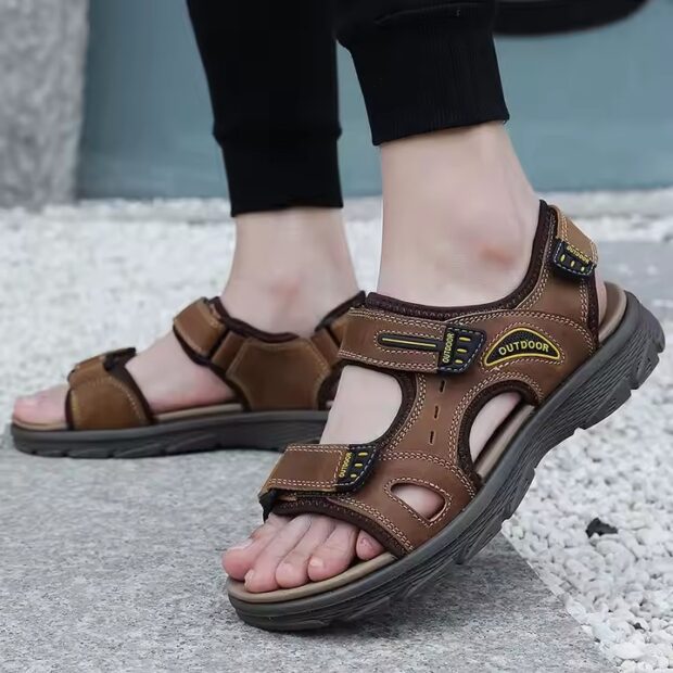 Anti-Slip Beach Sandals for Men – Lightweight & Casual Summer Footwear