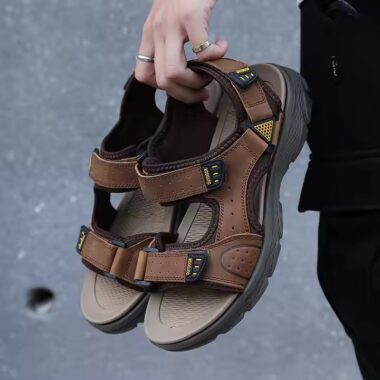 Anti-Slip Beach Sandals for Men – Lightweight & Casual Summer Footwear
