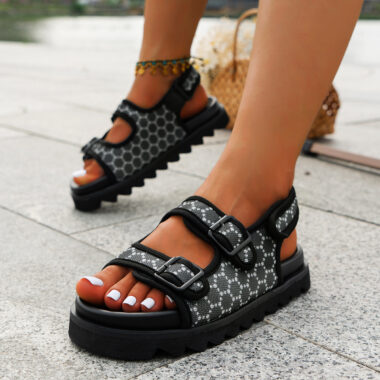 Casual summer fashion women sandals with breathable comfort and flat anti-slip sole.