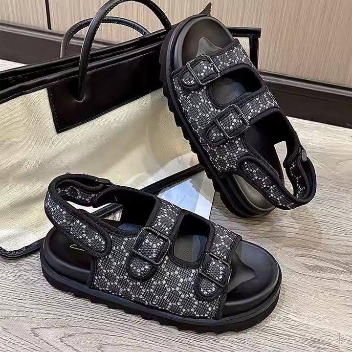 Casual summer fashion women sandals with breathable comfort and flat anti-slip sole.