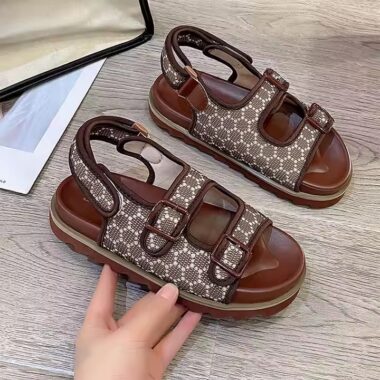 Casual summer fashion women sandals with breathable comfort and flat anti-slip sole.