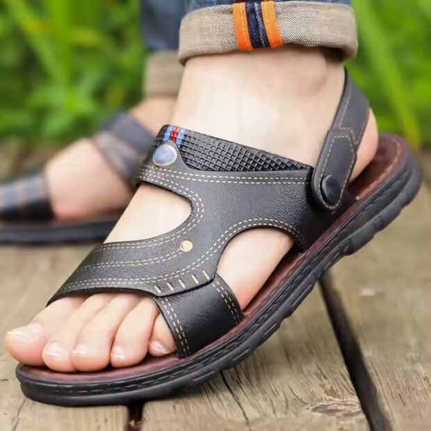 Fashion Comfortable Men Sandals for Summer Wholesale