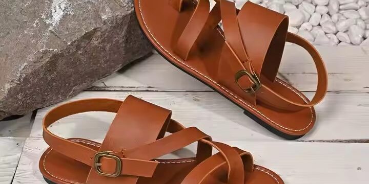 Custom plus-size non-slip women sandals – breathable, wide-fit, perfect for summer.