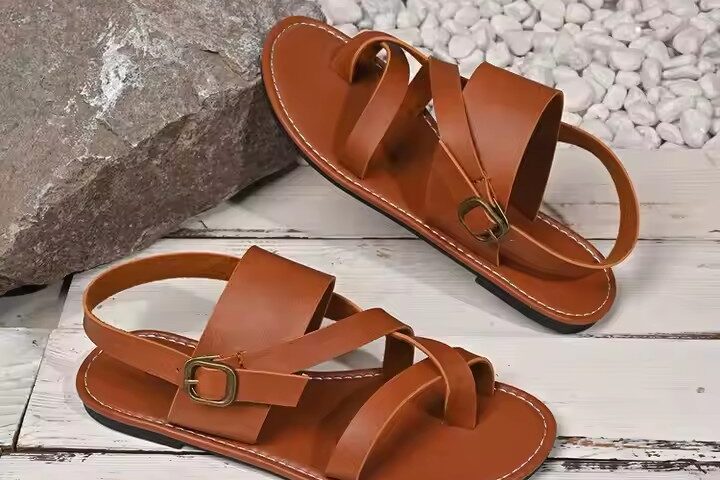 Custom plus-size non-slip women sandals – breathable, wide-fit, perfect for summer.