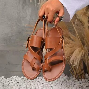 Custom plus-size non-slip women sandals – breathable, wide-fit, perfect for summer.