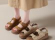 Retro leather flat sandals for women with vintage style and breathable summer design.