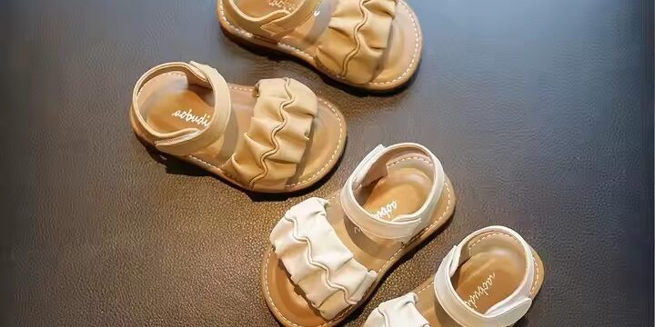 Elegant Princess Summer Girls' Sandals – Comfortable and Stylish Footwear.
