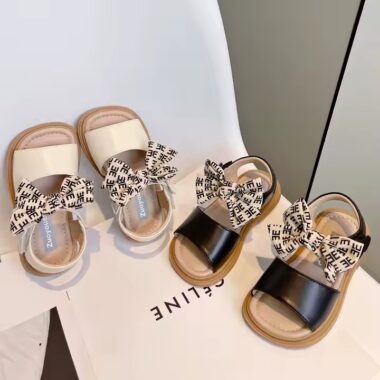 Summer New Fashion Girls' Sandals – Stylish and Comfortable Footwear for Kids