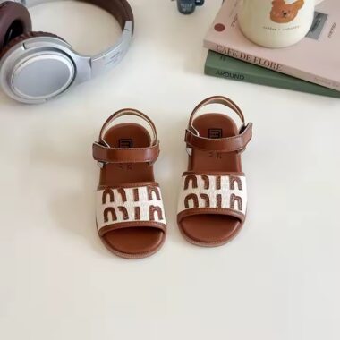 Summer New Fashion Girls' Sandals – Stylish and Comfortable Footwear for Kids