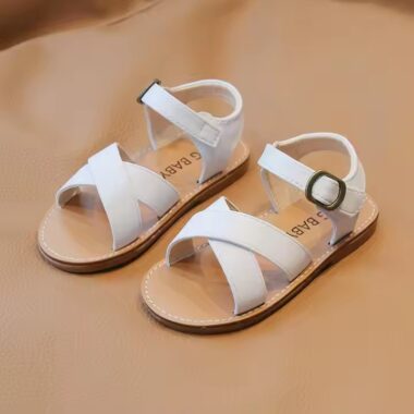 Solid color classic casual kids sandals with adjustable straps and breathable design for summer.