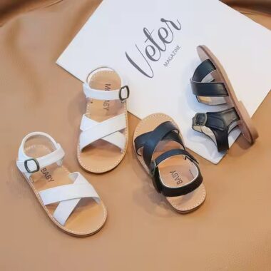 Solid color classic casual kids sandals with adjustable straps and breathable design for summer.