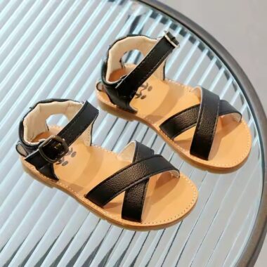 Solid color classic casual kids sandals with adjustable straps and breathable design for summer.