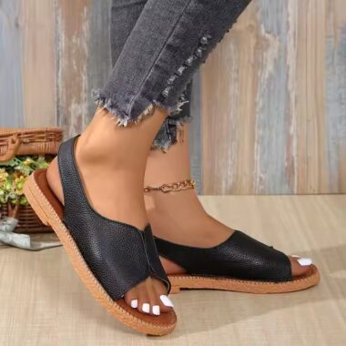 Retro Roman women sandals for summer – comfortable, stylish, and ideal for casual outfits.