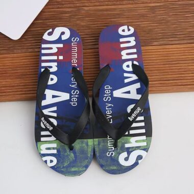 Lightweight anti-slip men flip flops for summer wear