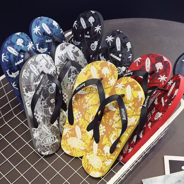 Summer casual anti-slip men flip flops stylish design