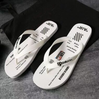 Fashion anti-slip versatile men flip flops for summer wear