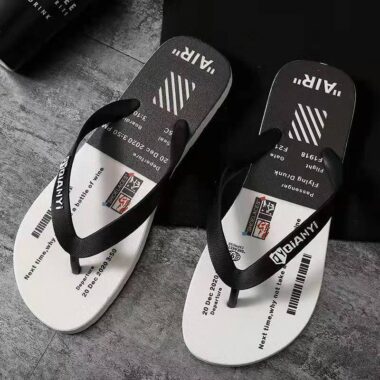 Fashion anti-slip versatile men flip flops for summer wear