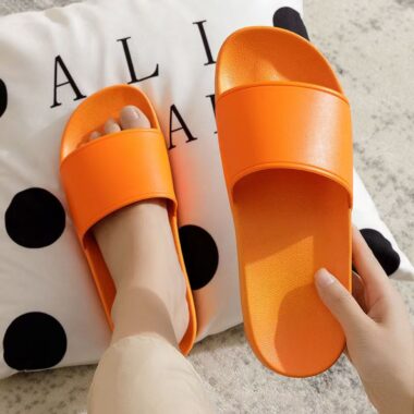 Indoor anti-slip odor-resistant unisex slides for home