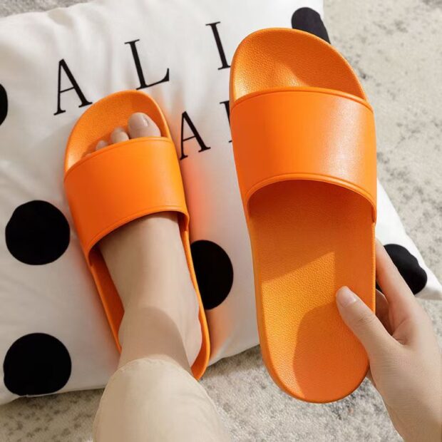 Indoor anti-slip odor-resistant unisex slides for home