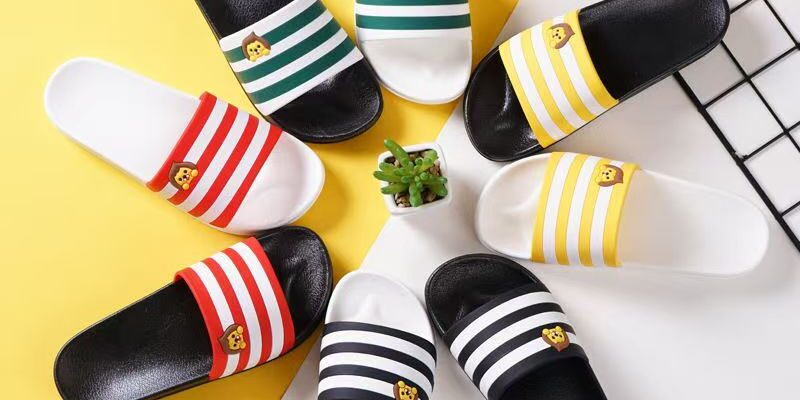 Indoor anti-slip soft sole women slides for home use