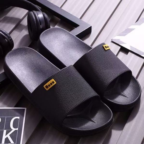 Indoor fashion anti-slip unisex slides for modern home comfort