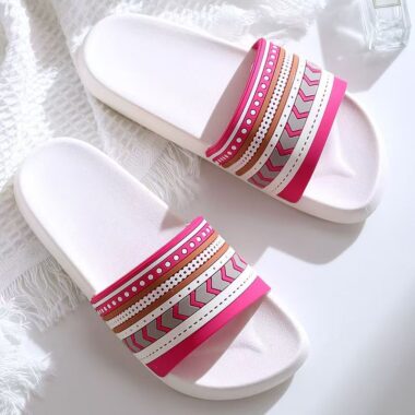 New home anti-slip soft sole women slides for daily comfort