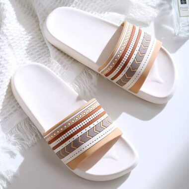 New home anti-slip soft sole women slides for daily comfort