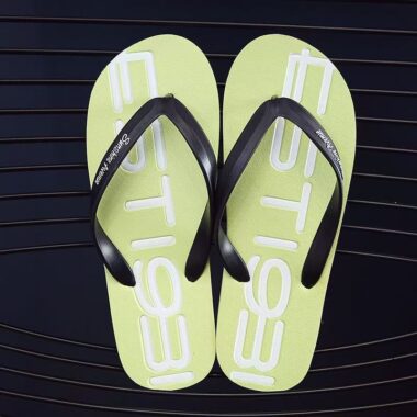 Outdoor soft anti-slip men flip flops durable summer wear