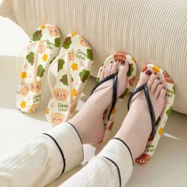 Cartoon bear women flip flops with cute design