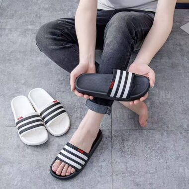 Summer indoor anti-slip thick soft sole men slides for comfort