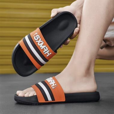 Summer indoor and outdoor men slides with soft sole