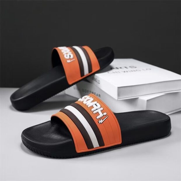 Summer indoor and outdoor men slides with soft sole