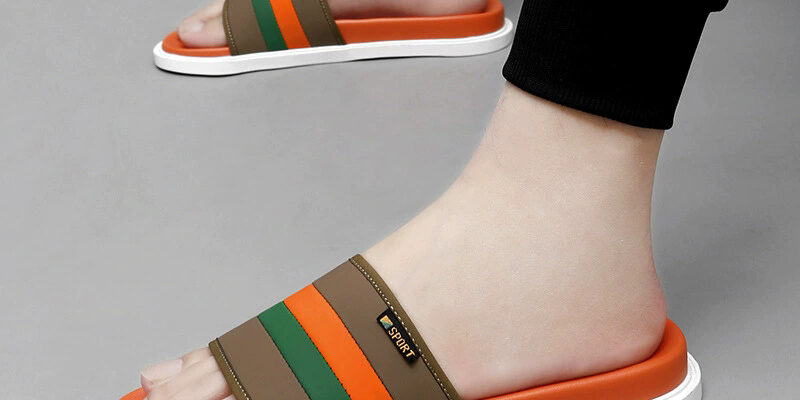 Summer outdoor trendy fashion men slides for daily wear