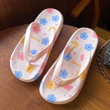 Printed summer women flip flops with anti-slip sole