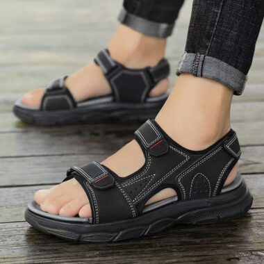 Breathable summer hook-and-loop anti-slip beach sandals for men