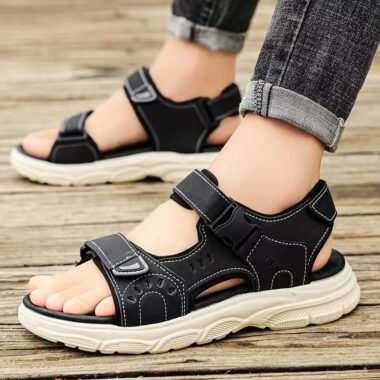Breathable summer hook-and-loop anti-slip beach sandals for men