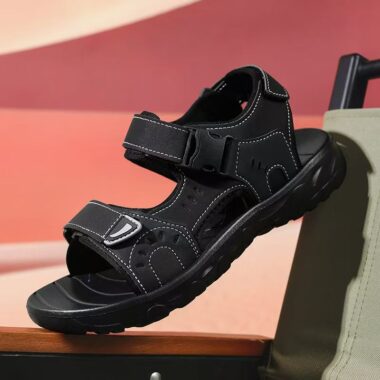 Breathable summer hook-and-loop anti-slip beach sandals for men